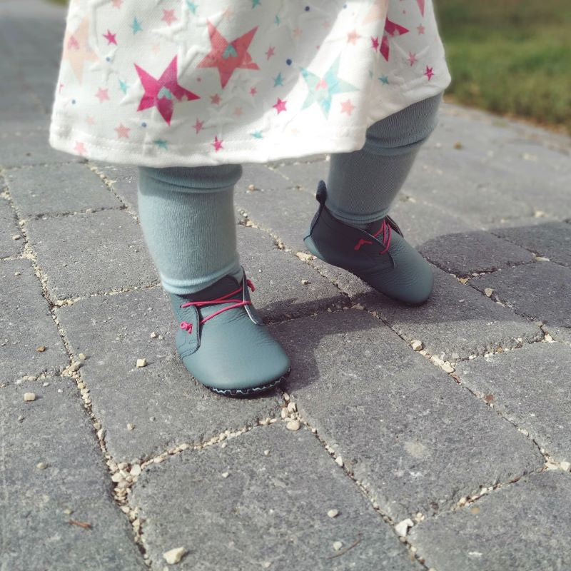 Babyschuhe mit weichen Pfoten - Urban Modelle - Wolke
